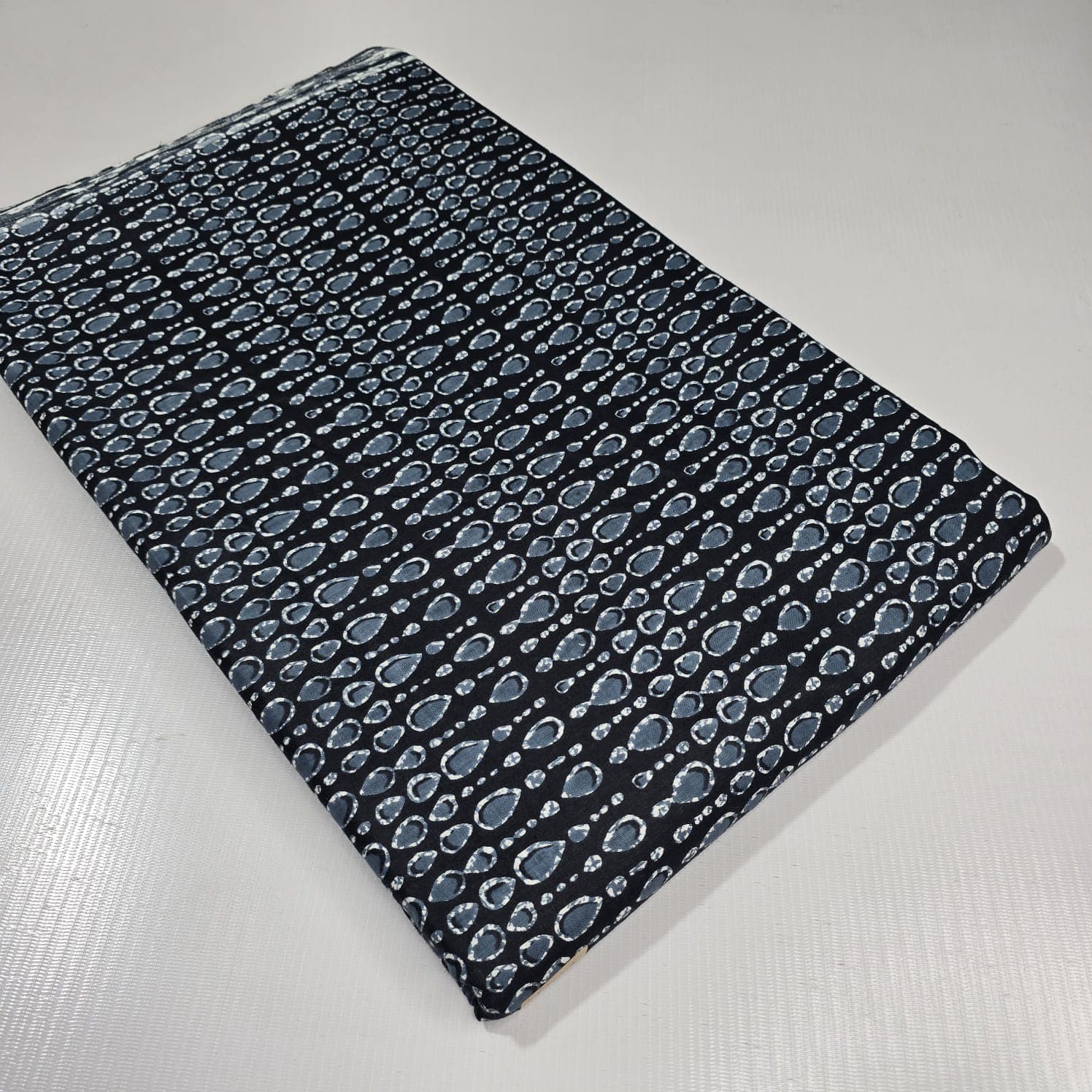 Teardrop Pebble Cotton — Noir