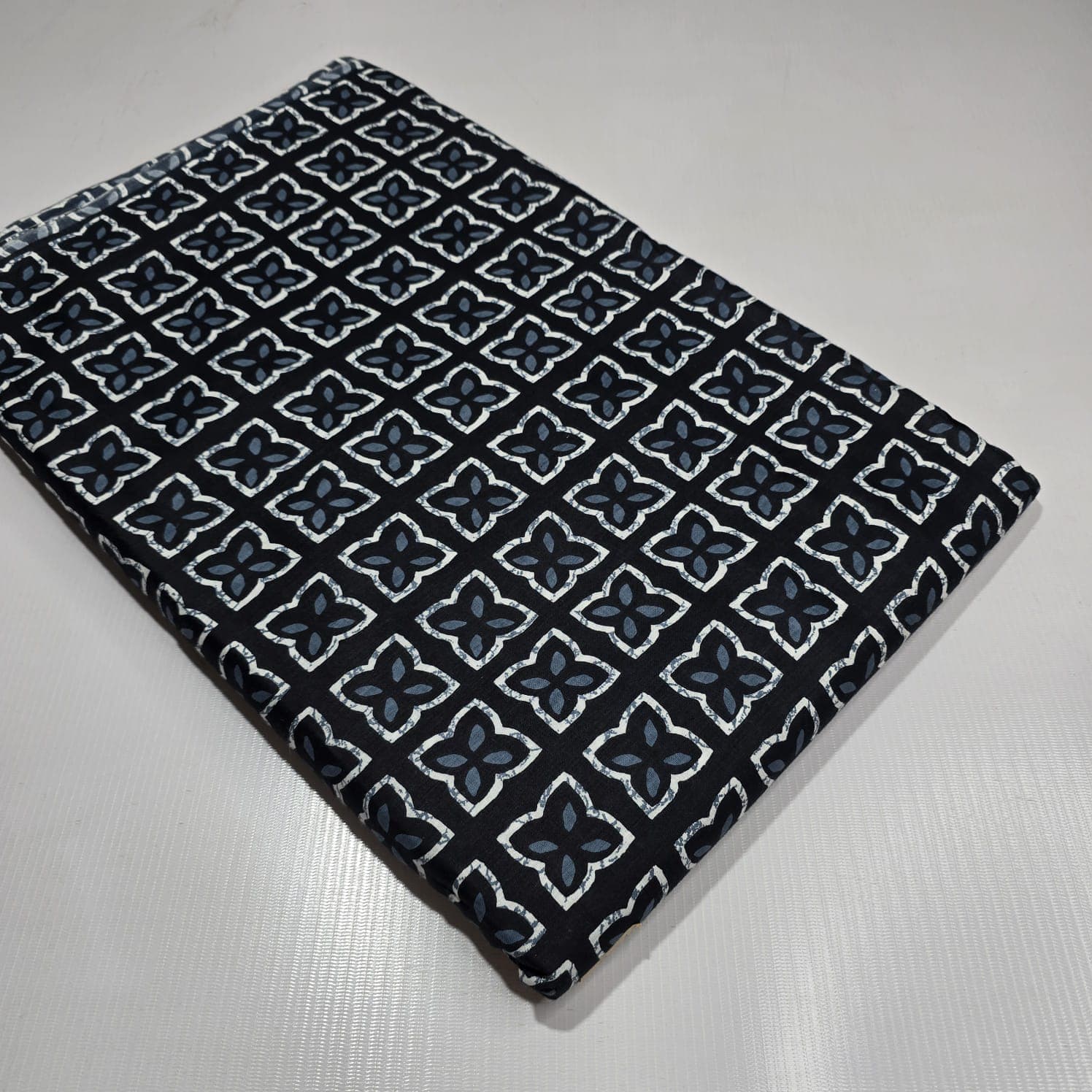 Floral Trellis Cotton — Charcoal
