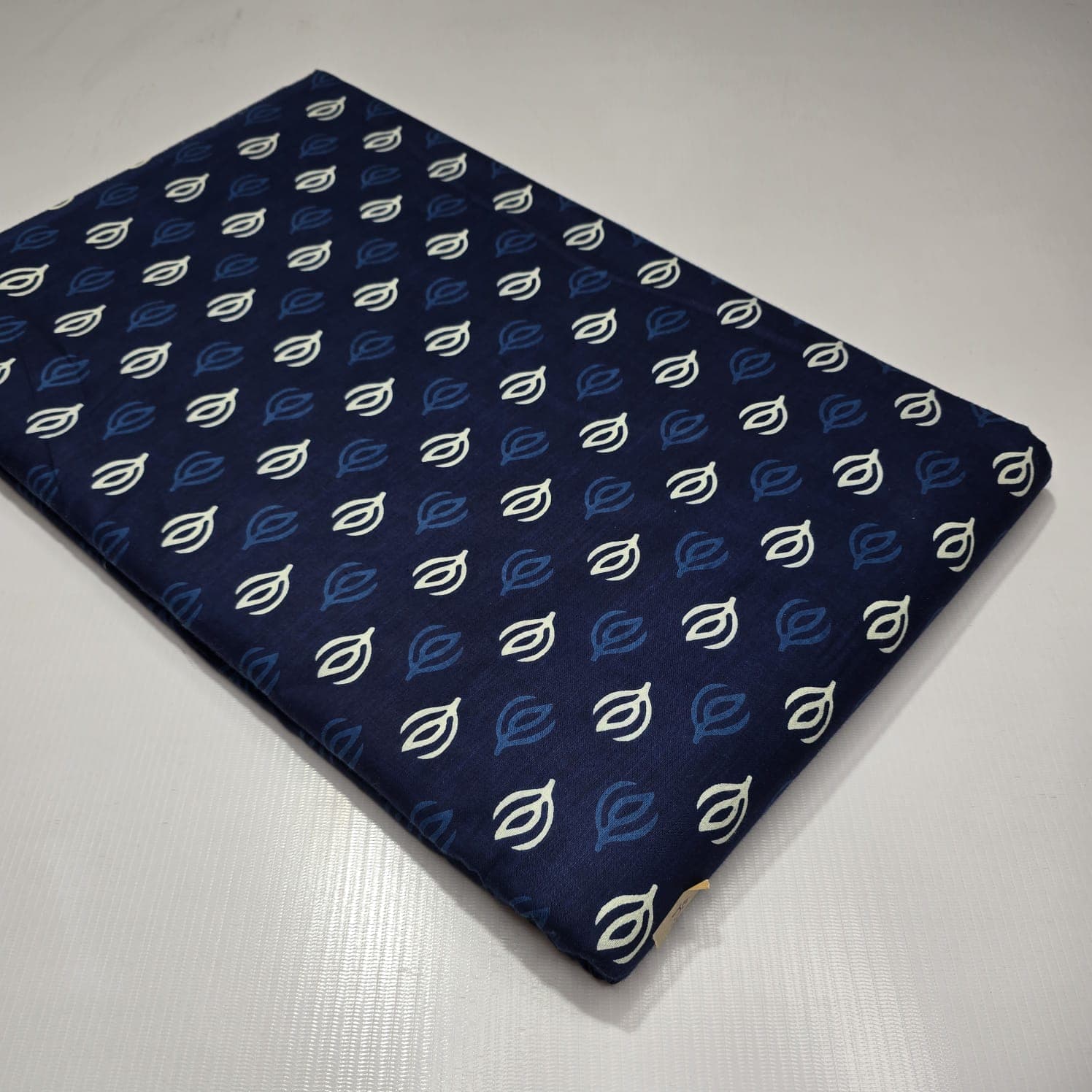 Leaf Drop Cotton — Navy