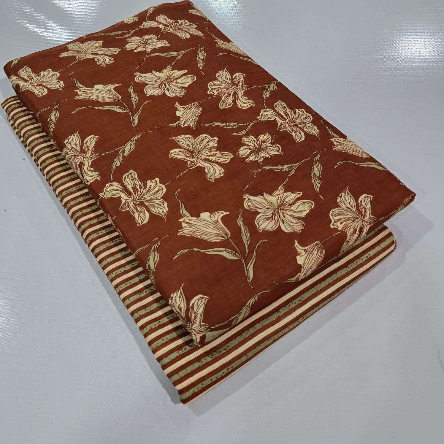Ajrakh Lily Line Cotton — Rust