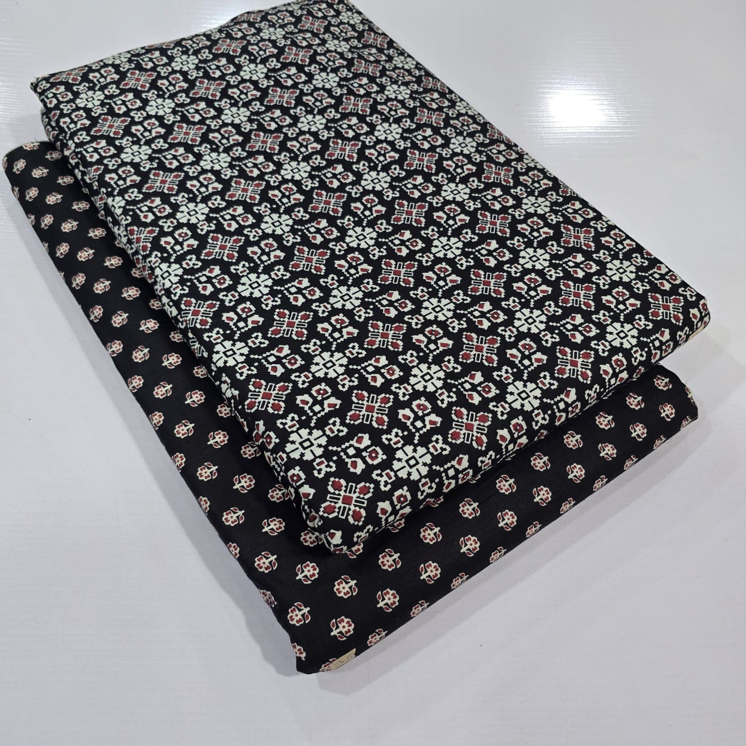 Ajrakh Ikat Mosaic Cotton — Noir