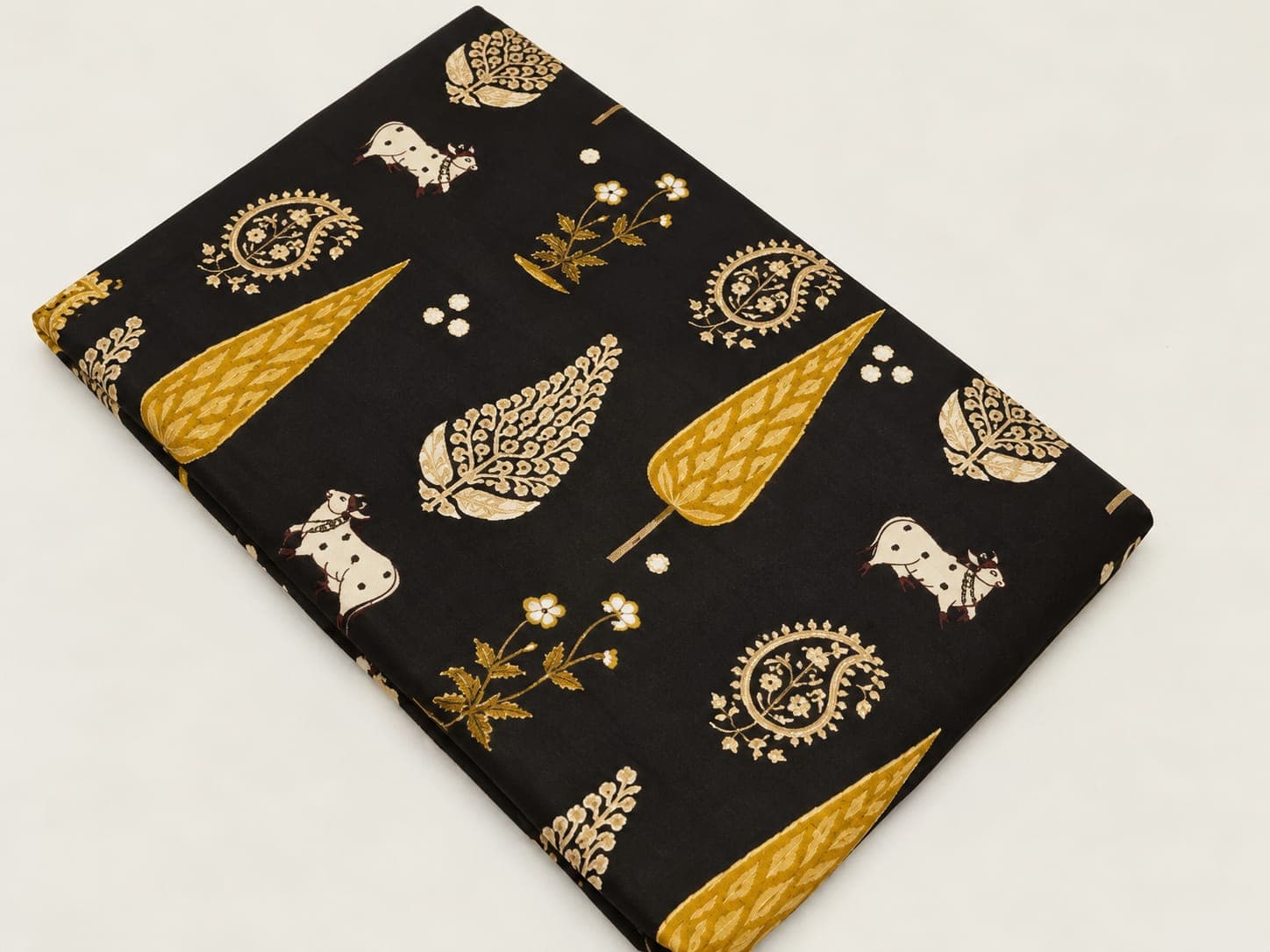 Kalamkari Motif Cotton — Noir